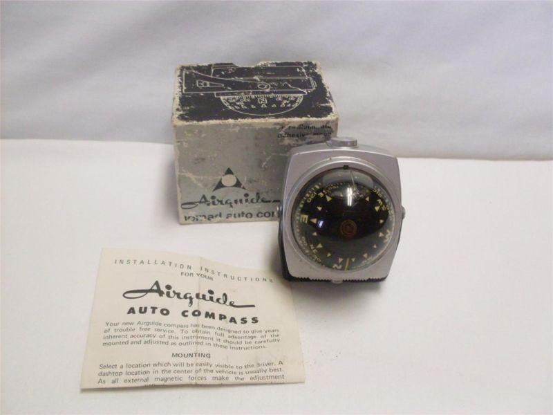 Vintage airguide nomad self illuminated auto compass 79c