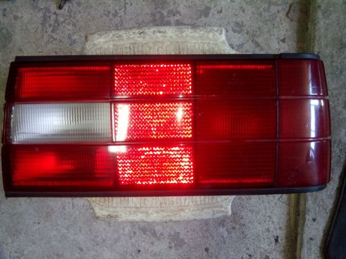 Bmw e30 euro facelift right red genuine tail light 325i