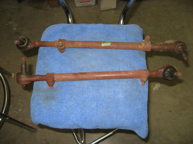 68-82  corvettetie rod assembly pair