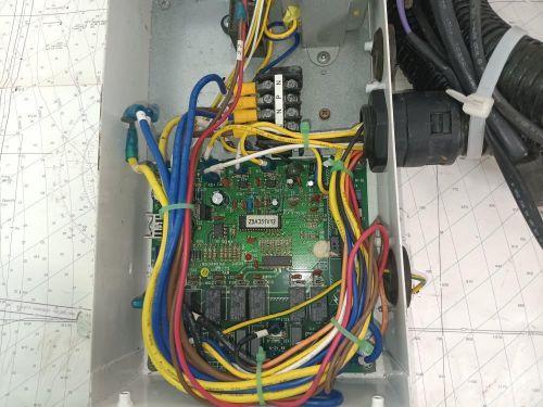 Boaters' resale shop of tx 2408 5551.22 webasto 230v marine ac box w pc board