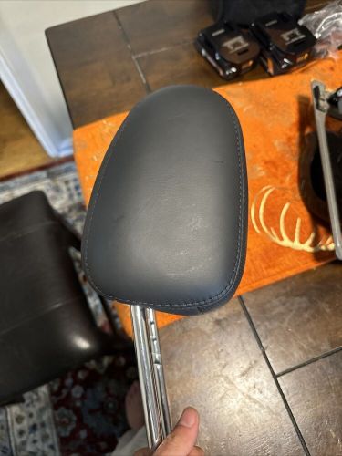 2014 - 2017 land rover range rover sport rear left side headrest oem black_tou