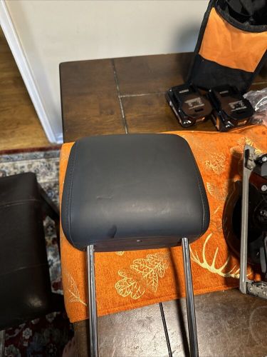 2014 - 2017 LAND ROVER RANGE ROVER SPORT REAR LEFT SIDE HEADREST OEM BLACK_TOU, US $125.00, image 2