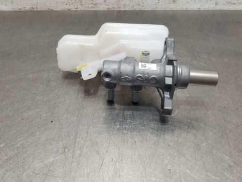 24 2024 TOYOTA TACOMA OEM BRAKE MASTER CYLINDER 2.4L, US $125.00, image 2