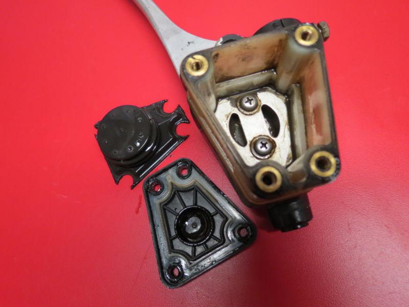 Sell 7780 Kawasaki KZ650 KZ750 KZ1000 Front Brake Master Cylinder in