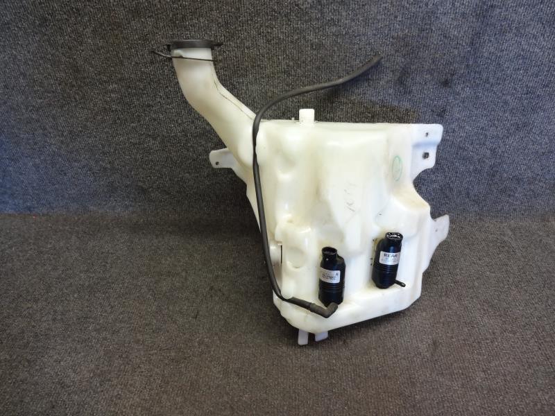 Sell 02 BUICK RENDEZVOUS CX WASH RESERVOIR ASSY W/PUMPS GOOD USED OEM