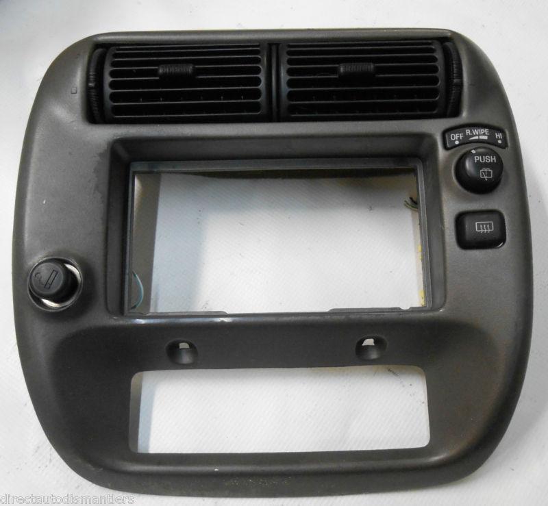 Ford explorer sport b2300 trac center radio dash bezel trim vent air cover 95 **