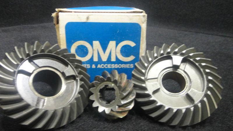 Gear set #986655, #0986655 1990 johnson/evinrude with reverse gear #914724