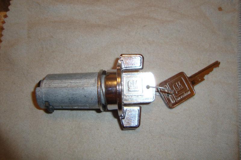 Sell Chevy GM Ignition Key Switch Lock Cylinder Assembly Chrome W/2