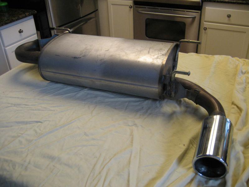 Sell OEM 2004 Mazda Miata Exhaust Muffler assembly in Visalia, California, US, for US 99.00