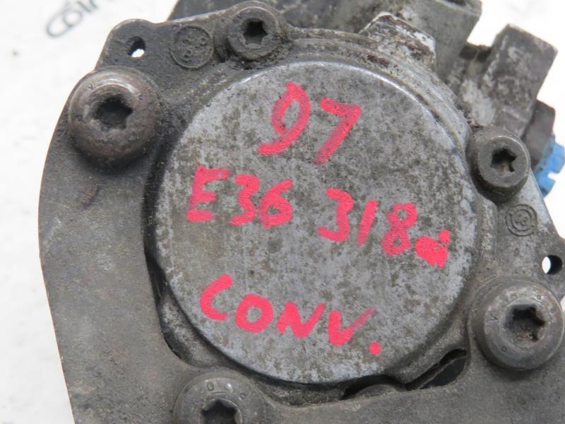 Sell BMW E36 318i 318iC Power Steering Pump 19961999 in Aurora