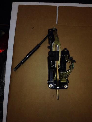 2001-2005 bmw 325 330 m3 convertible top latch passenger right side