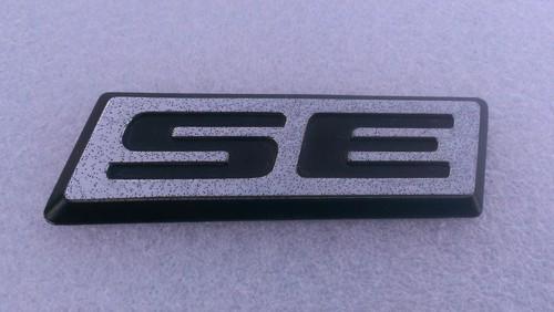 Ready to install se emblem nameplate badge plymouth toyota nissan honda dodge 