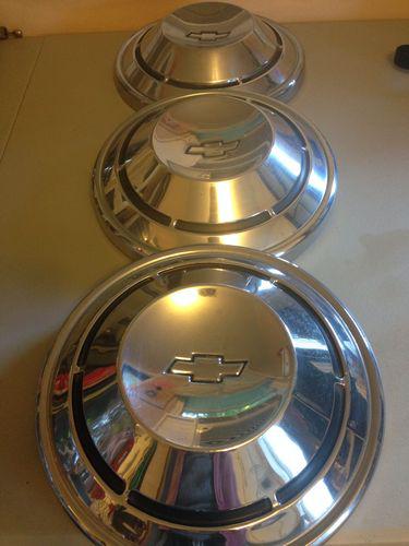 1968-1970 chevy dog dish hub caps