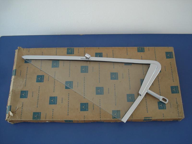 Mercedes benz w114 w115 window vent 220 220d 250 280 230 right 1157202055 