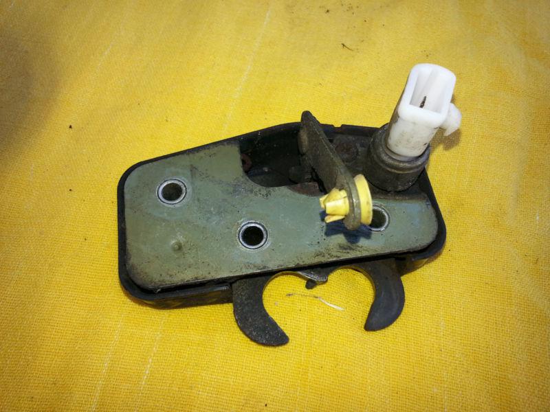 Purchase Pair of Ford Explorer Liftgate Latches 9501 Mountaineer Tailgate Lock in Grand Ledge