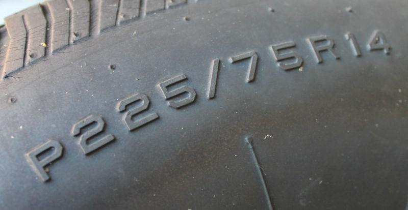 1965 Mustang spinner hub caps - 14