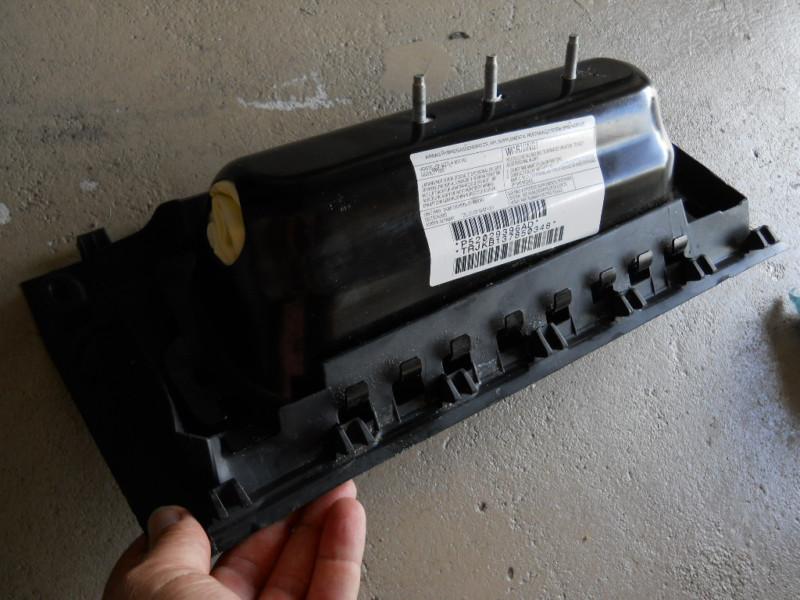 Purchase 2008 Dodge Caliber Driver Knee Airbag OEM in Bradenton