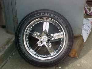 Chrome rims & tires   chrystler 300