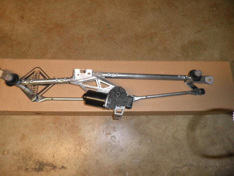 Purchase International wiper motor & linkage 3554255c98 in Angola, New
