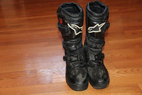 Black apline stars tech 3 size 5