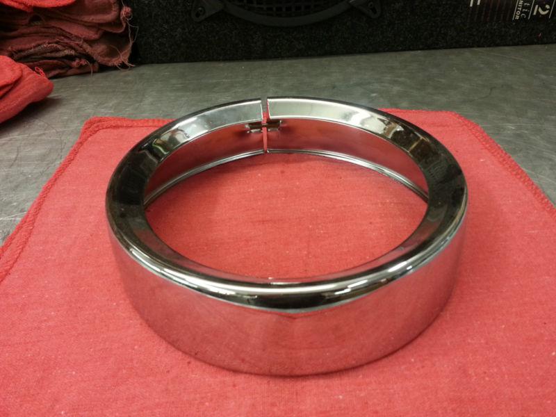 Harley davidson headlamp bezel big twin twin cam