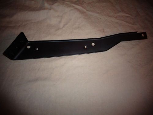 1969 1970 1971 1972 1973 c3 corvette inner fender skirt mounting bracket rh