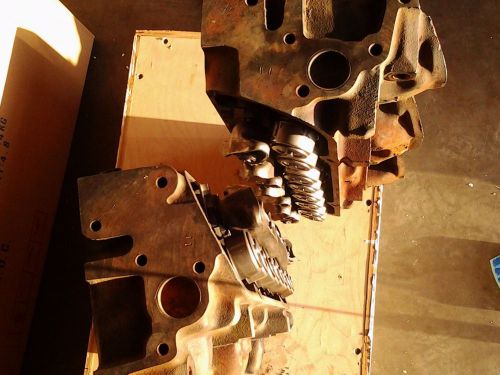 Pontiac cylinder heads
