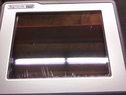 Raymarine st70+ display with instrumet keypad (st70+)