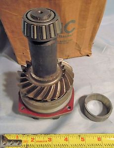 Omc 383112 boat drive upper gearcase ball gear &amp; bearing assembly 0383112