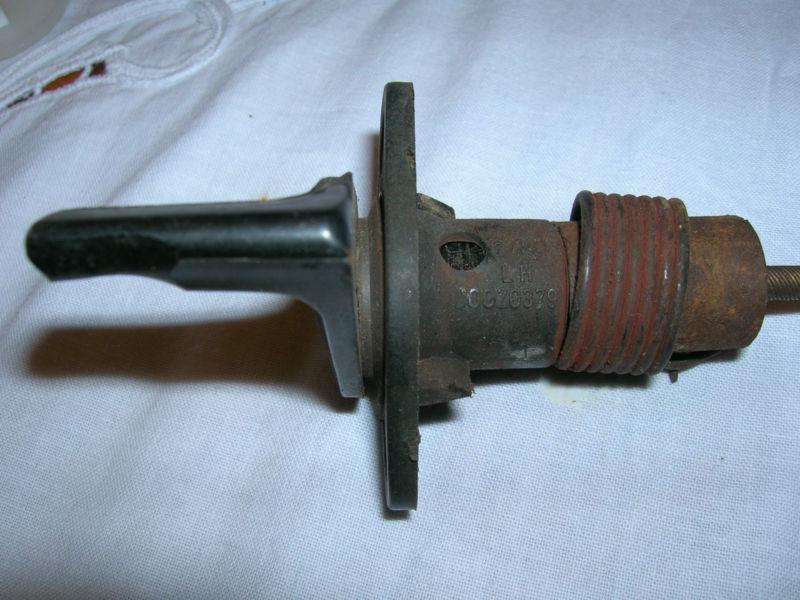 78-88 Monte Carlo Malibu El Camino OEM Side Seat Belt Release LH (DRIVER side) , US $9.99, image 2