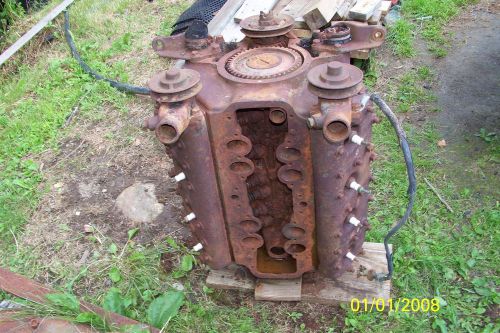 Ford flathead v8 motor