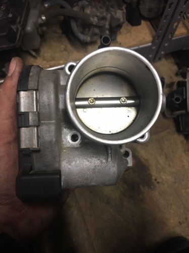 Audi tt throttle body  00-03, 06a133062c