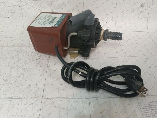Boaters’ resale shop of tx 2407 1747.01 marine air lc-3cp-md 115v ac water pump