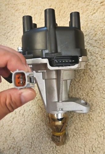 Ignition distributor for nissan frontier xterra infiniti qx4 22100-1w600 96-04