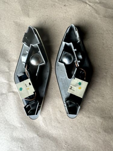 Genuine Mercedes Benz W140 Rear Interior Light L+R 1408200401 - 1408200301-, US $, image 2