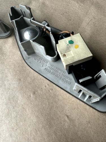 Genuine Mercedes Benz W140 Rear Interior Light L+R 1408200401 - 1408200301-, US $, image 11