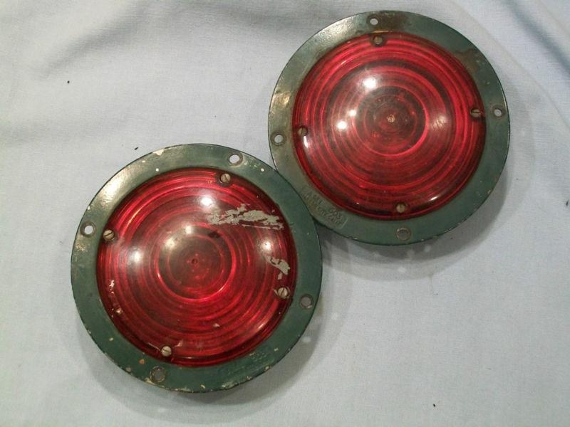 Set of 2 vintage ami 500/503 round turn signal/stop/tail lamps 