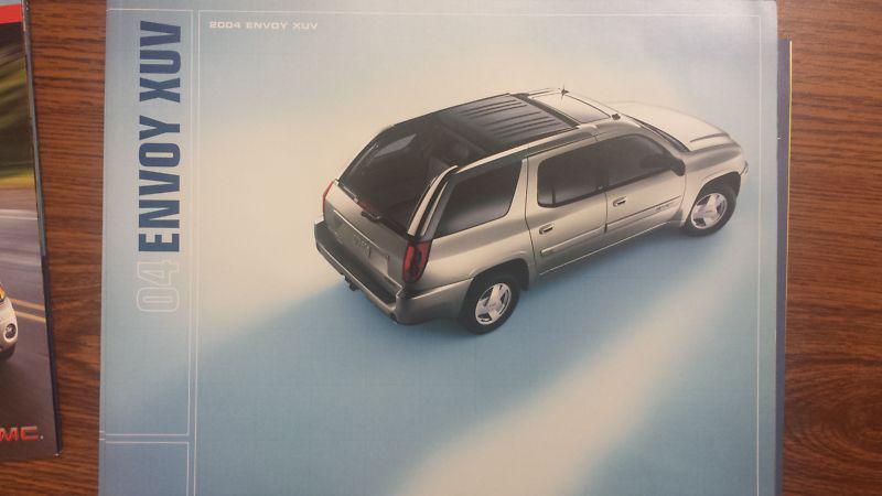 2004 gmc envoy xuv sales brochure catalog book