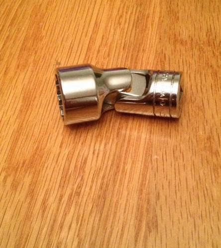 Snap on - 11/16" shallow  swivel socket, 3/8 drive - 12 point.- part # fu22a