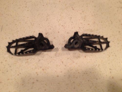 2005 cr250 foot pega