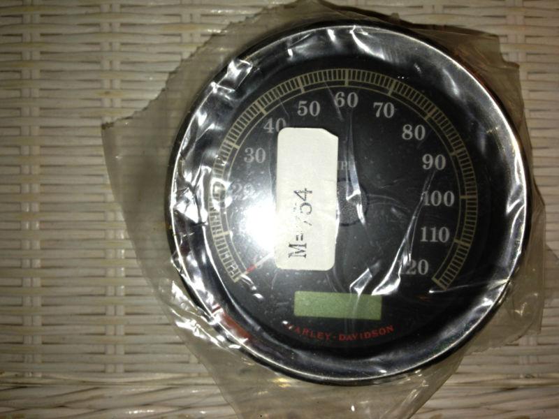 Harley speedometer 5"  67033-04b