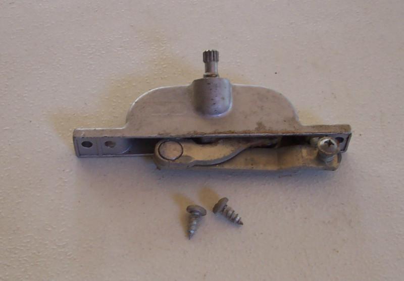 Vintage shasta lo-flyte camper window crank mechanism
