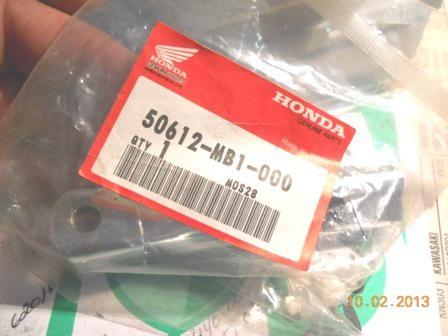 Honda foot peg rh driver vf/vt 82-86 & cb650sc 1985