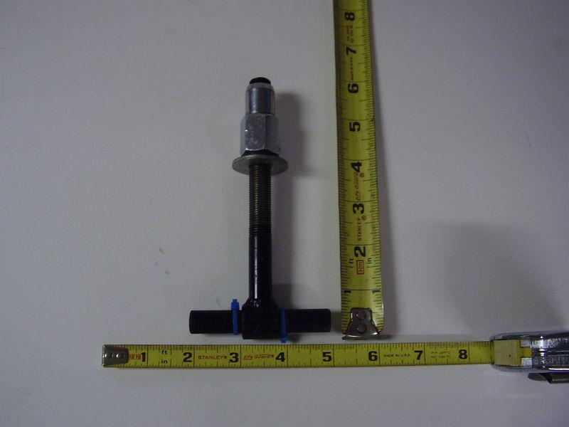 Purchase FREIGHTLINER TRUCK FUEL TANK STRAP 1/2 T BOLT WITH CHROMED NUT in Arcadia, Florida, US