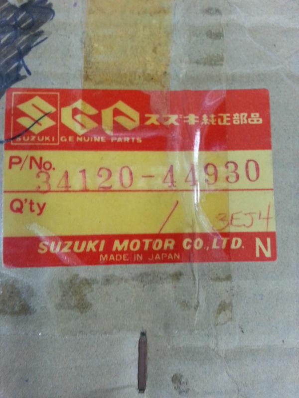 1985 1986 1987 1988 suzuki gs450l gs 450 l speedometer  genuine nos 34120-44930