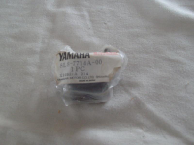 Yamaha srv xlv ss 440 hood hinge new 8l8 7714a 00