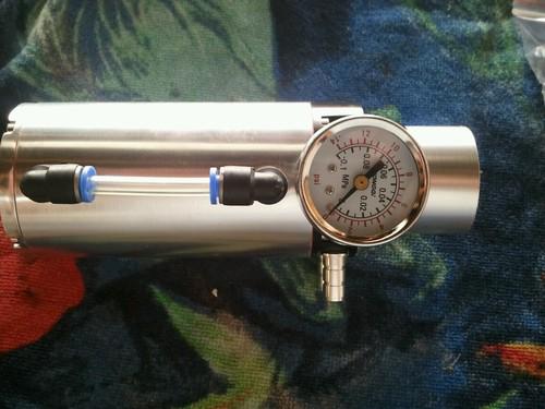 Billet aluminum vacuum catch reservoir 