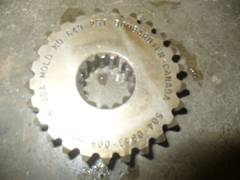 Ski doo rev xp 2010 600 e tec 25 tooth gear  