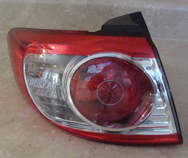 10 11 santa fe driver tail light lh factory oem 
