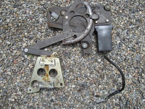 Mercedes c107 w107 right rear window motor regulator assembly 450slc 380slc
